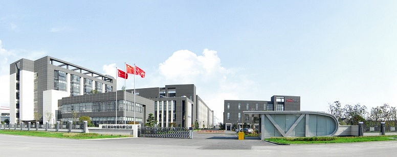 9、2011年10月鼎美新工業(yè)園建成